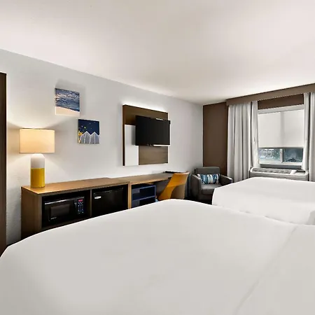 Comfort Inn & Suites Fremont Esterno foto