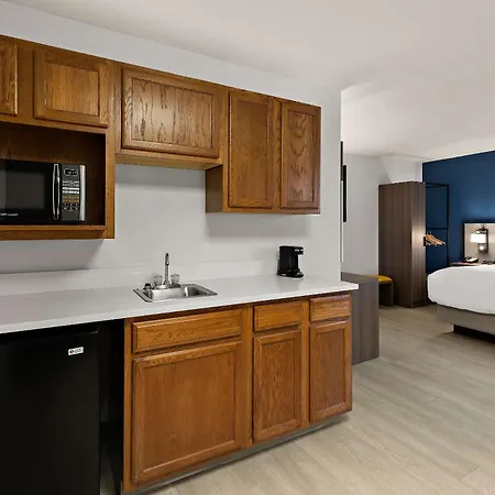 Comfort Inn & Suites Fremont Esterno foto